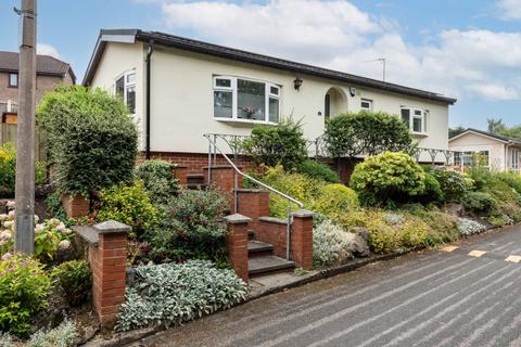 2 bedroom retirement property for sale, Oakland Glen, Preston PR5