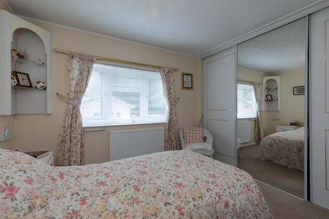 2 bedroom retirement property for sale, Oakland Glen, Preston PR5