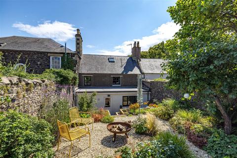 3 bedroom terraced house for sale, Greenlea, High Street, Town Yetholm, Kelso