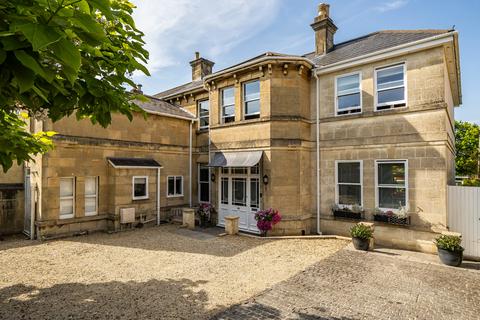 6 bedroom semi-detached house for sale, Oldfield Road, Somerset BA2