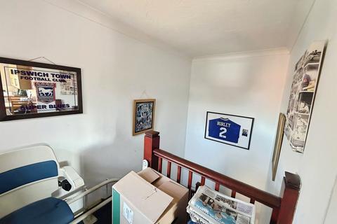 2 bedroom flat for sale, Warwick Road, Clacton-On-Sea