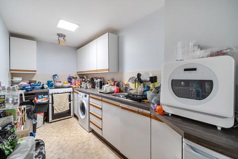 1 bedroom apartment for sale, Knapp Road, Gloucestershire GL50