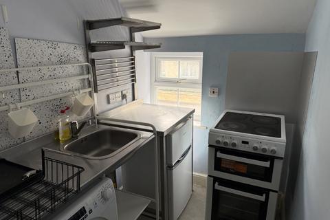 1 bedroom maisonette for sale, Flat 2, 2 Cromwell Walk, Huntingdon, Cambridgeshire PE29 3HN