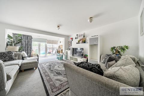 3 bedroom terraced house for sale, Egerton Close, Upper Belvedere