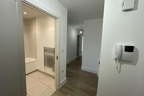 2 bedroom flat for sale, St Ives Place, E14 0GU