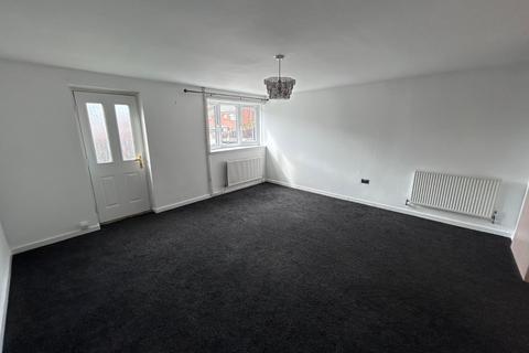 3 bedroom terraced house to rent, Greygarth Close, Hull, HU7