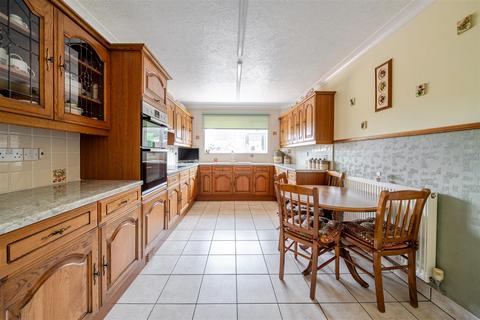 4 bedroom detached house for sale, Romsley View, Alveley, Bridgnorth