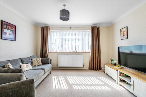 5 bedroom detached house for sale, Howard Gardens, Surrey GU1