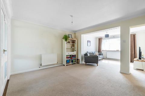 5 bedroom detached house for sale, Howard Gardens, Surrey GU1