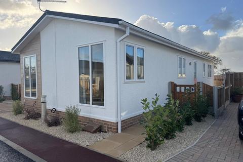 2 bedroom static caravan for sale, Clacton-on-Sea