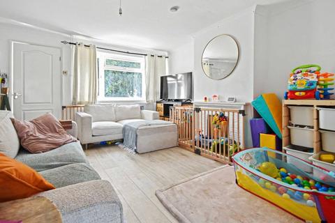 3 bedroom terraced house for sale, Riverdale, Wrecclesham, Farnham, Surrey, GU10