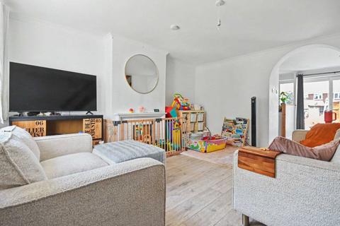 3 bedroom terraced house for sale, Riverdale, Wrecclesham, Farnham, Surrey, GU10