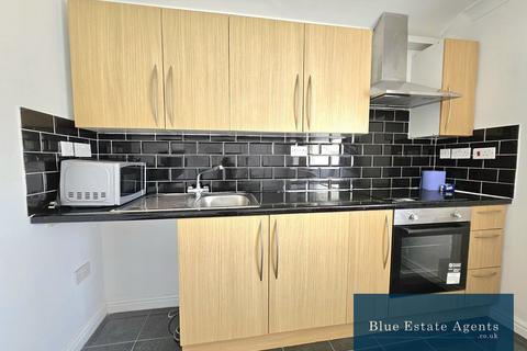 2 bedroom apartment to rent, Clare Road, Staines-upon-Thames, TW19