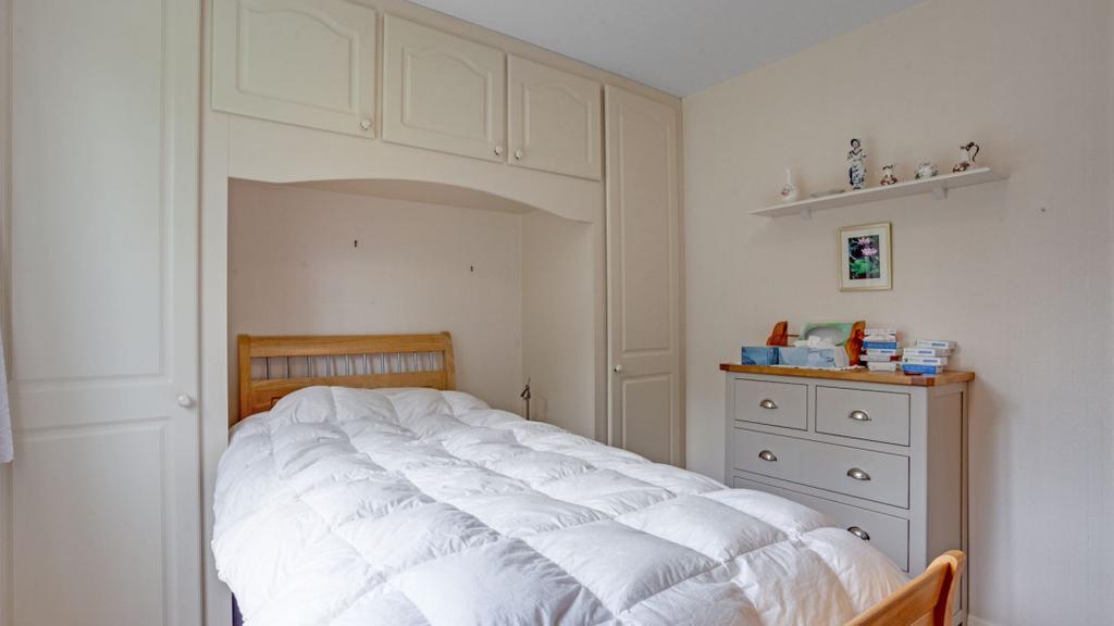 Apartment in Leeds, West Yorkshire - View 5