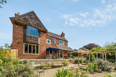 5 bedroom detached house for sale, Cainscross Road, Stroud, GL5