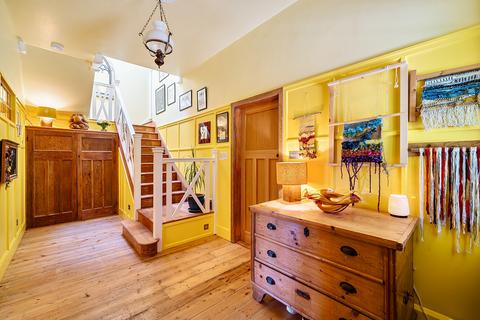5 bedroom detached house for sale, Cainscross Road, Stroud, GL5