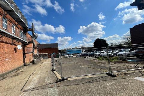 undefined, Plough Road, Yateley GU46