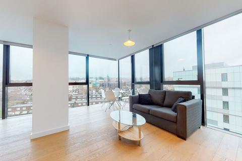 Studio to rent, Highgate Hill