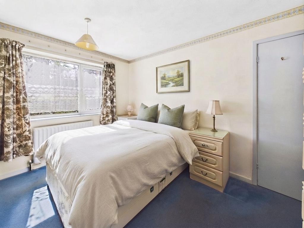 Apartment in Gedling, Nottinghamshire - View 3