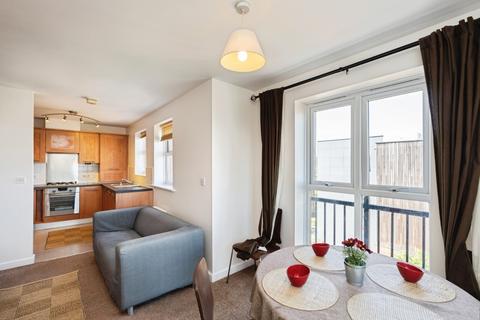 2 bedroom flat for sale, Holywell Drive, Warrington, Cheshire, WA1