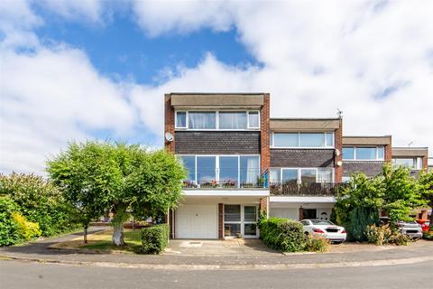 3 bedroom terraced house for sale, Princes Close, Brunton Park, NE3