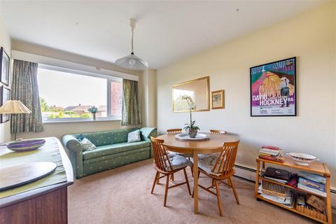 3 bedroom terraced house for sale, Princes Close, Brunton Park, NE3