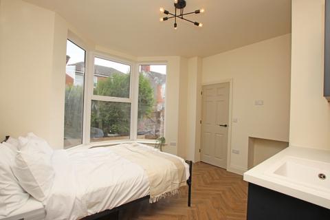 undefined, Rockingham Road, Kettering, Northamptonshire, NN16