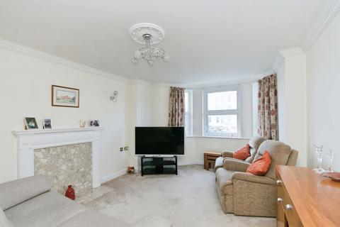 2 bedroom apartment for sale, Wilmington Square, Eastbourne BN21