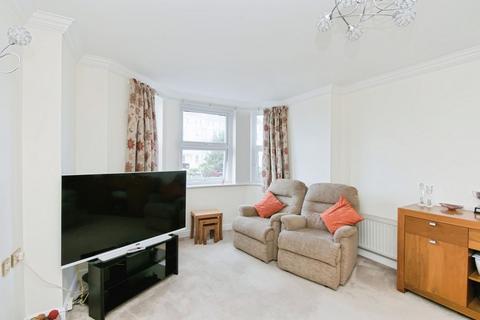 2 bedroom apartment for sale, Wilmington Square, Eastbourne BN21