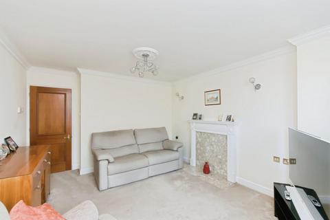 2 bedroom apartment for sale, Wilmington Square, Eastbourne BN21