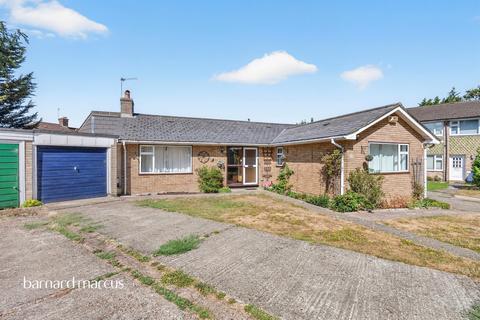 3 bedroom detached bungalow for sale, Haling Park Road, South Croydon