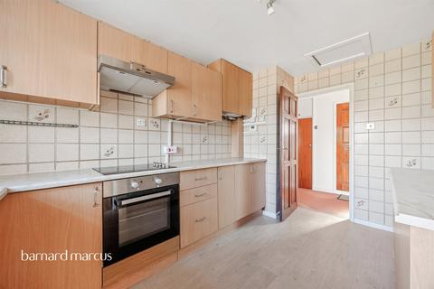 3 bedroom detached bungalow for sale, Haling Park Road, South Croydon