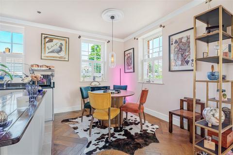 1 bedroom flat for sale, Central Thame, Oxfordshire