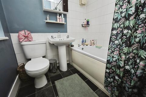 2 bedroom terraced house for sale, Spencer Road, Norwich