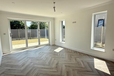 5 bedroom detached house for sale, Maes Y Teirw, Carmarthen