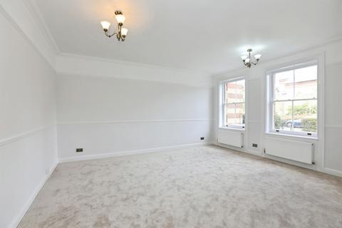 2 bedroom ground floor flat for sale, Southdowns Park, Haywards Heath