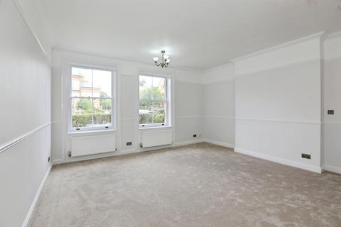 2 bedroom ground floor flat for sale, Southdowns Park, Haywards Heath