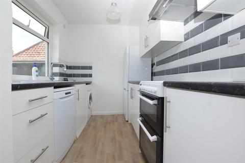 3 bedroom house to rent, Glenmore Gardens, Norwich