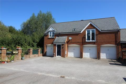 2 bedroom detached house for sale, Ariadne Road, Swindon SN25