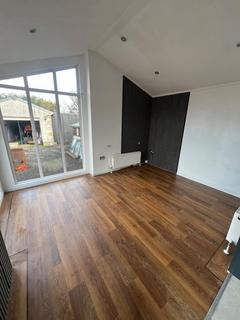 3 bedroom property for sale, Greenacres, Kelty KY4