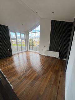 3 bedroom property for sale, Greenacres, Kelty KY4