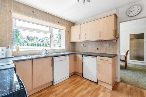 3 bedroom detached bungalow for sale, HILLTOP RISE, GREAT BOOKHAM, KT23