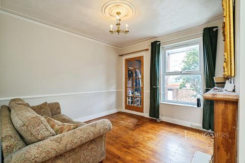 2 bedroom house to rent, Northcote Road, NR3