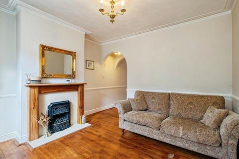 2 bedroom house to rent, Northcote Road, NR3