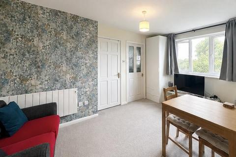 1 bedroom flat to rent, Green Pond Close, London E17