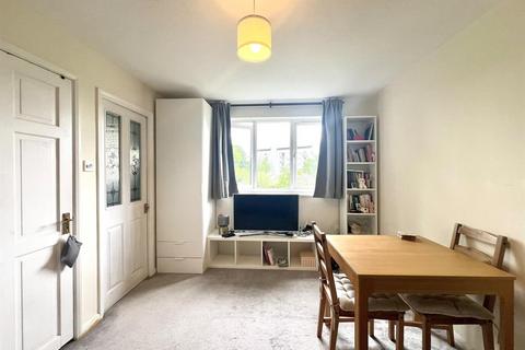 1 bedroom flat to rent, Green Pond Close, London E17