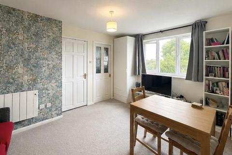 1 bedroom flat to rent, Green Pond Close, London E17