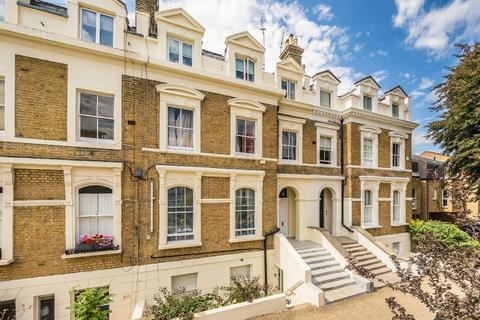 Twickenham Road, Teddington TW11