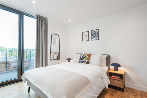 undefined, Spacious 2 Bed Penthouse| Bills Included at Gravity Co., Reading, 59-74 Queens Road RG1