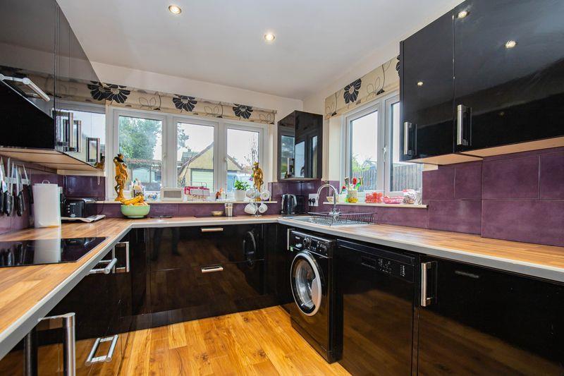 Lower Stone Close, Bristol BS36 - View 3